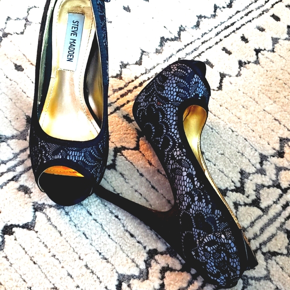 Steve Madden Open toe Sandals - Picture 4 of 6